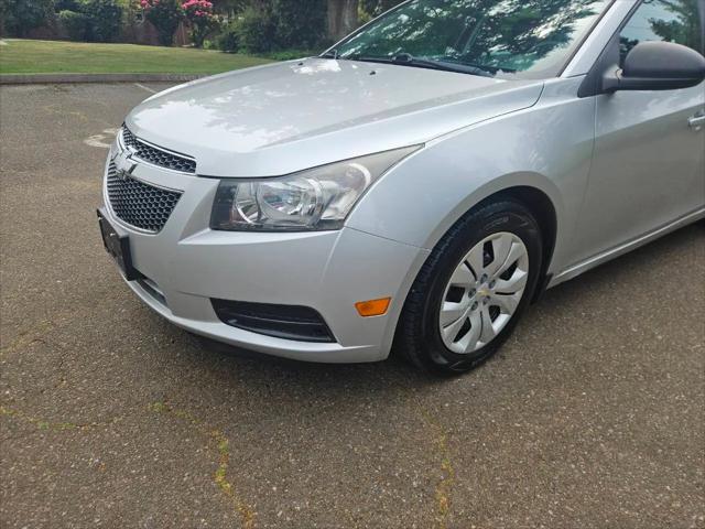 2014 Chevrolet Cruze LS Auto