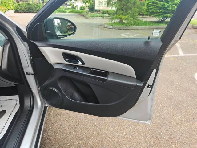 2014 Chevrolet Cruze LS Auto