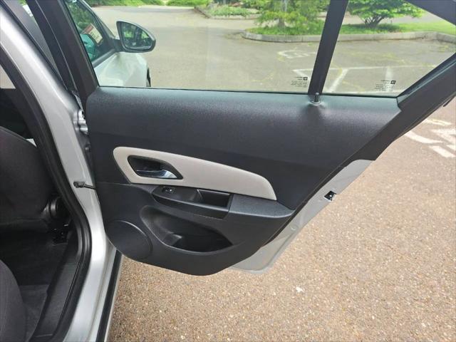 2014 Chevrolet Cruze LS Auto