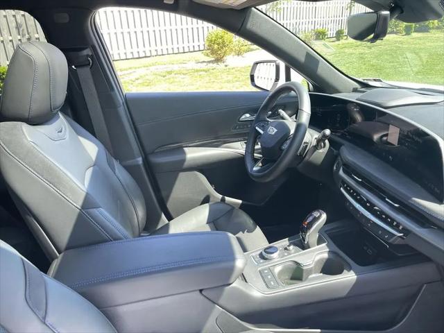 2024 Cadillac XT4 AWD Sport