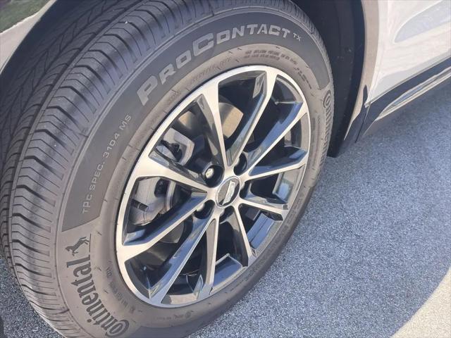 2024 Cadillac XT4 AWD Sport
