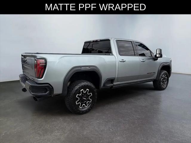 2024 GMC Sierra 2500HD 4WD Crew Cab Standard Bed AT4X
