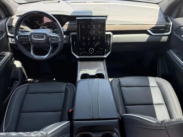 2026 GMC Acadia Denali FWD
