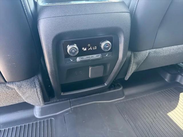 2026 GMC Acadia Denali FWD