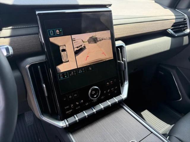 2026 GMC Acadia Denali FWD