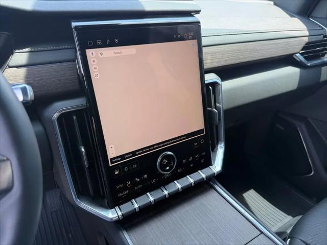 2026 GMC Acadia Denali FWD