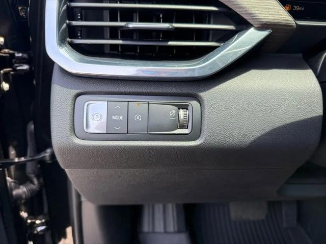2026 GMC Acadia Denali FWD