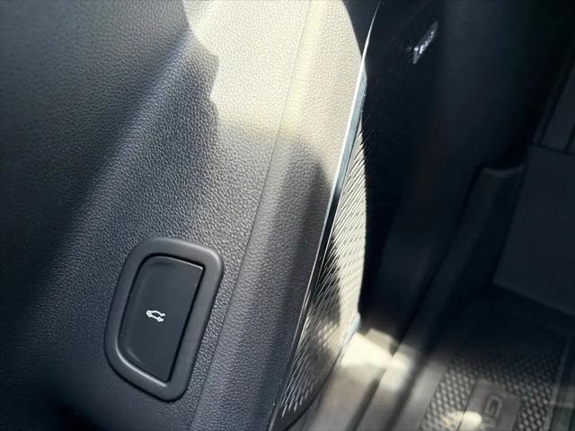 2026 GMC Acadia Denali FWD