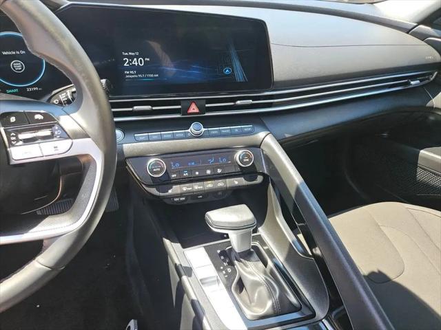 2025 Hyundai Elantra SEL Convenience