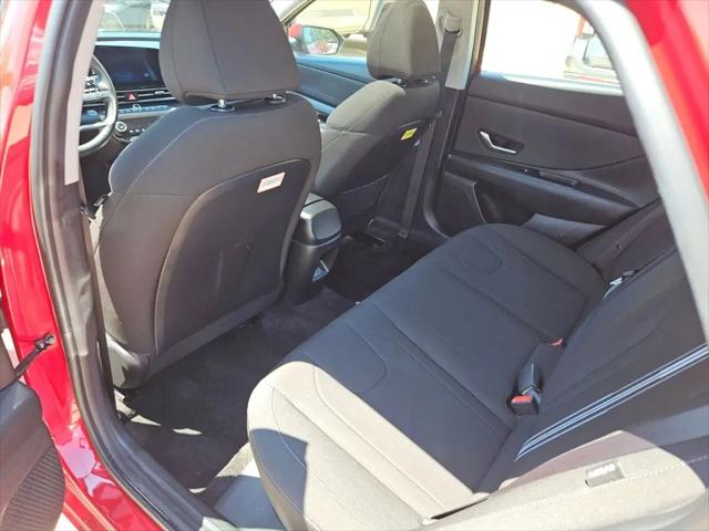 2025 Hyundai Elantra SEL Convenience