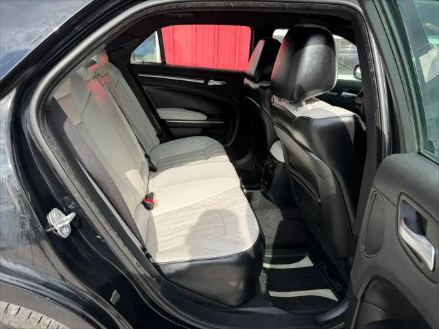 2017 Chrysler 300 300S AWD