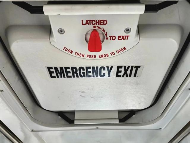 2008 Ford E-450 Cutaway E-450