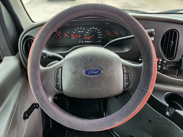 2008 Ford E-450 Cutaway E-450