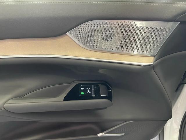2025 Volvo X 90 Ultra, Twin Motor, Fully electric, 6 Seats