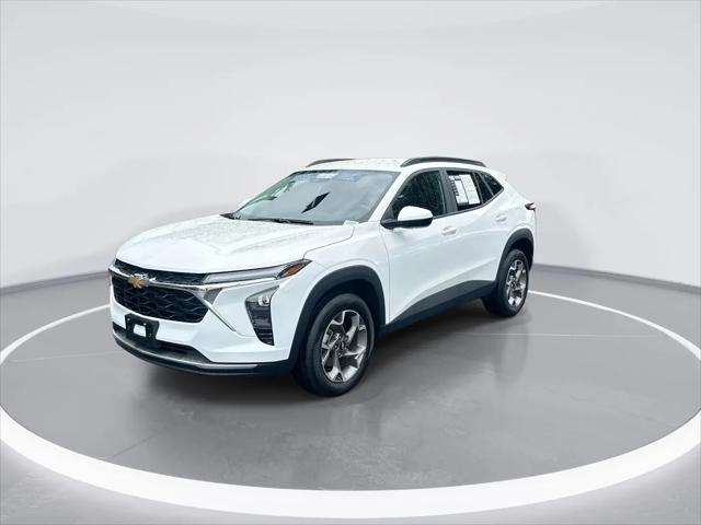 2025 Chevrolet Trax FWD LT