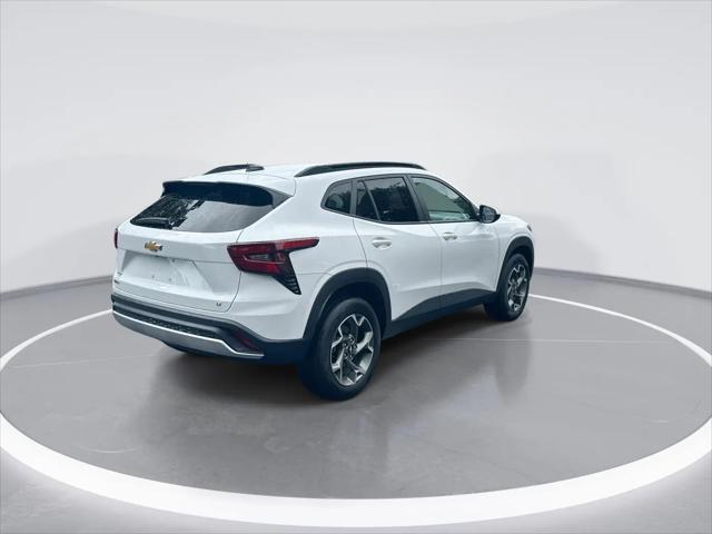 2025 Chevrolet Trax FWD LT