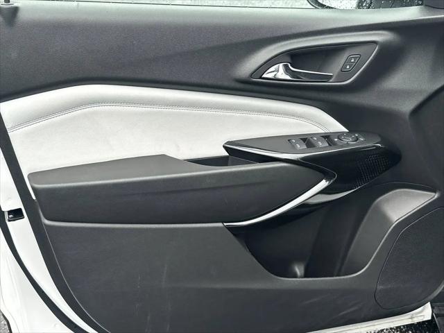 2025 Chevrolet Trax FWD LT
