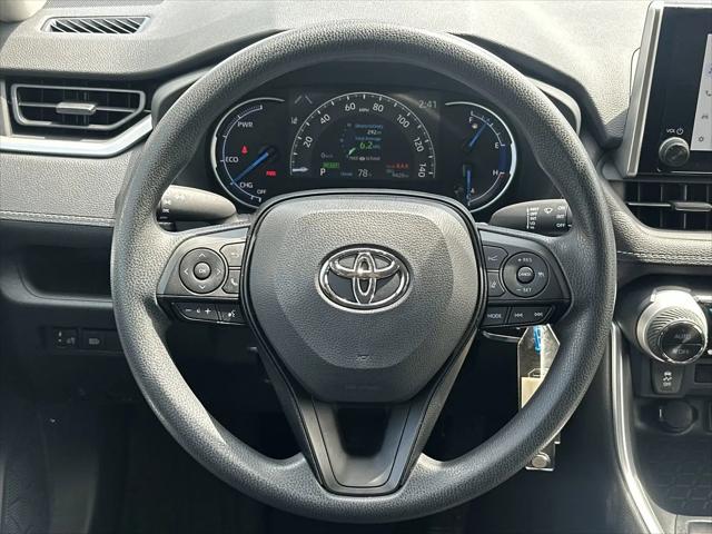 2025 Toyota RAV4 Hybrid LE