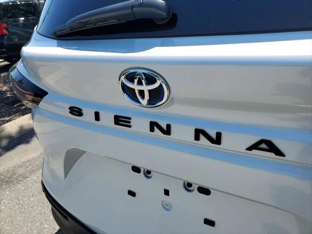 2024 Toyota Sienna XLE