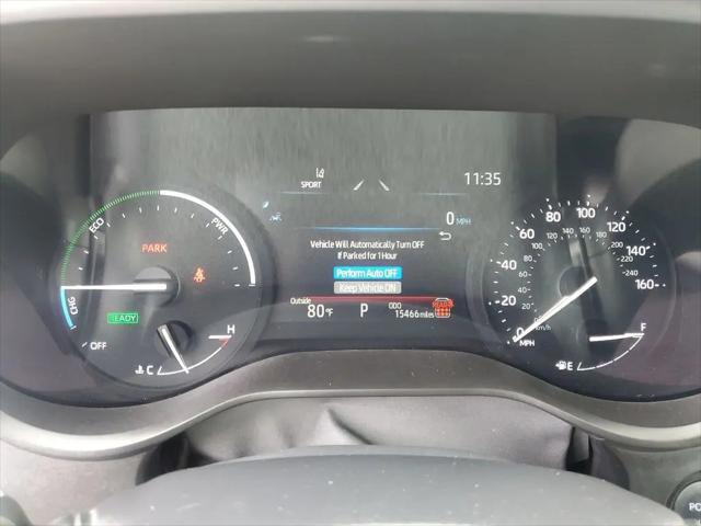 2025 Toyota Sienna LE