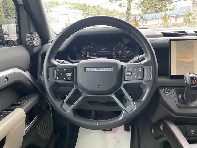 2023 Land Rover Defender 130 X-Dynamic SE