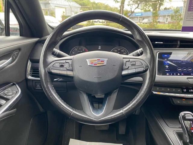 2023 Cadillac XT4 FWD Luxury