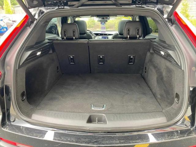 2023 Cadillac XT4 FWD Luxury
