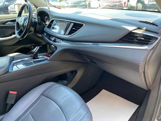 2018 Buick Enclave Essence