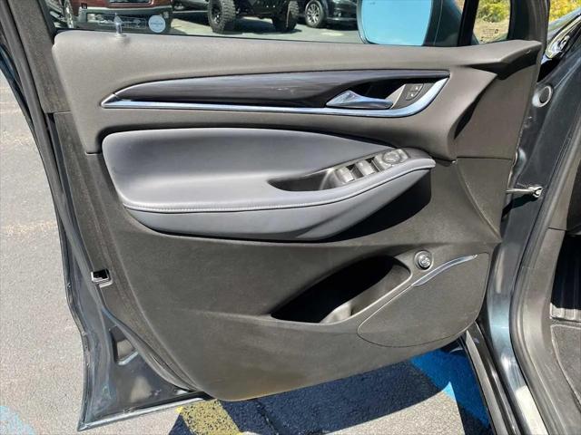 2018 Buick Enclave Essence