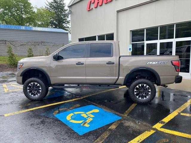 2021 Nissan Titan Crew Cab PRO-4X 4x4
