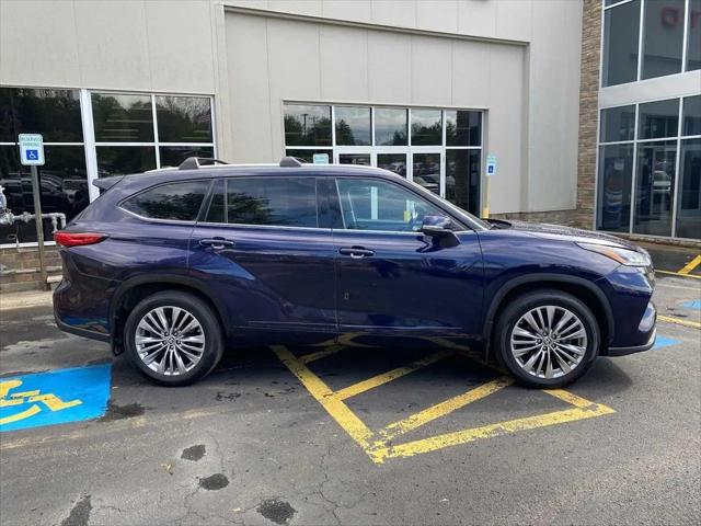 2020 Toyota Highlander Platinum