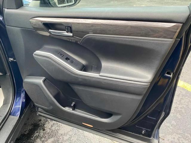 2020 Toyota Highlander Platinum