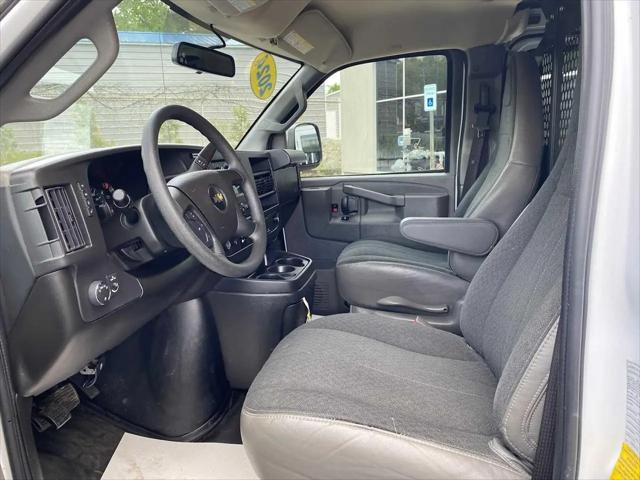 2024 Chevrolet Express Cargo Van RWD 2500 Regular Wheelbase WT