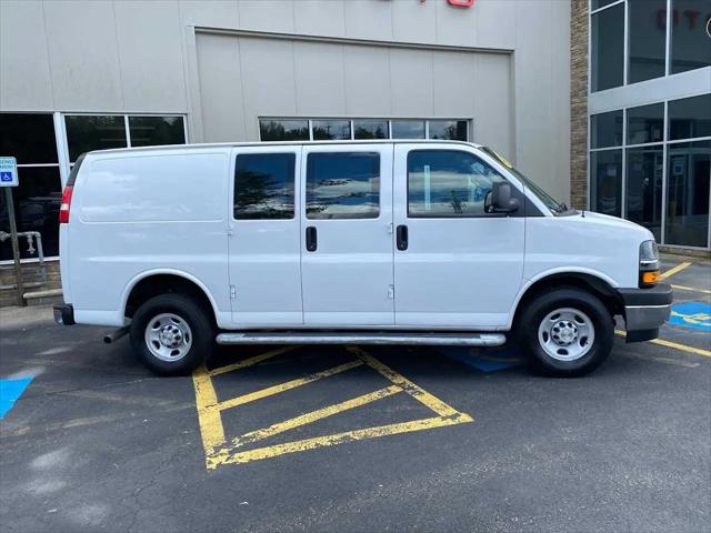 2024 Chevrolet Express Cargo Van RWD 2500 Regular Wheelbase WT