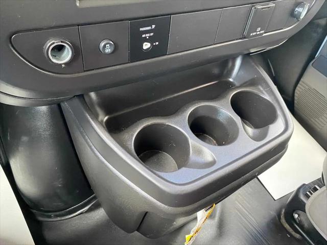 2024 Chevrolet Express Cargo Van RWD 2500 Regular Wheelbase WT