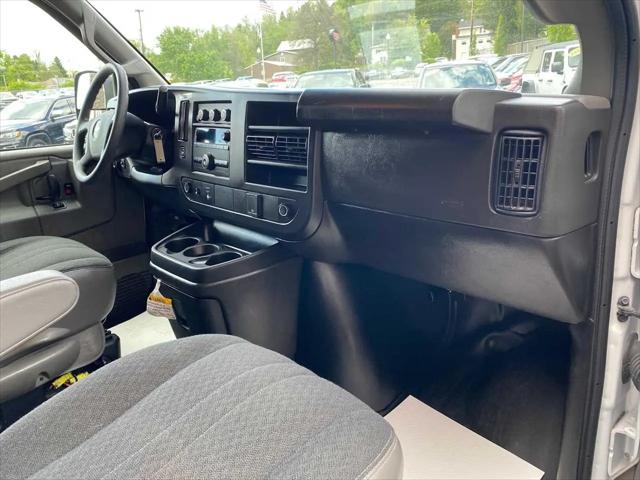 2024 Chevrolet Express Cargo Van RWD 2500 Regular Wheelbase WT