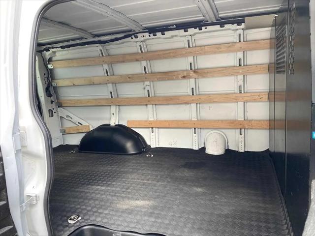 2024 Chevrolet Express Cargo Van RWD 2500 Regular Wheelbase WT