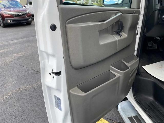 2024 Chevrolet Express Cargo Van RWD 2500 Regular Wheelbase WT