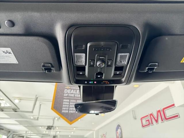 2024 Chevrolet Suburban 4WD Premier