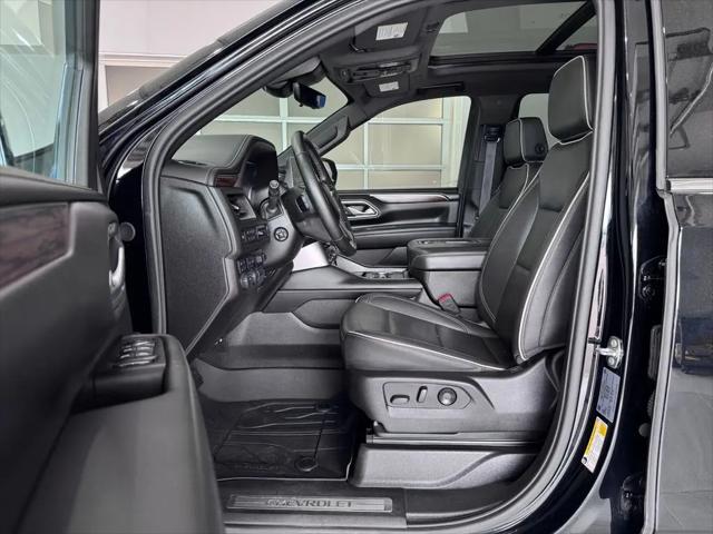 2024 Chevrolet Suburban 4WD Premier