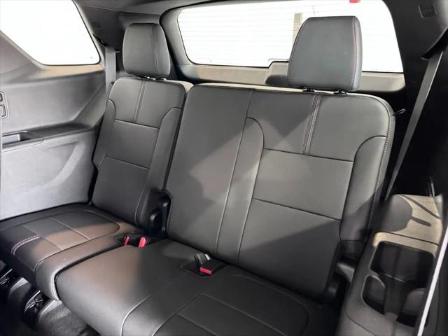 2023 Chevrolet Traverse AWD RS