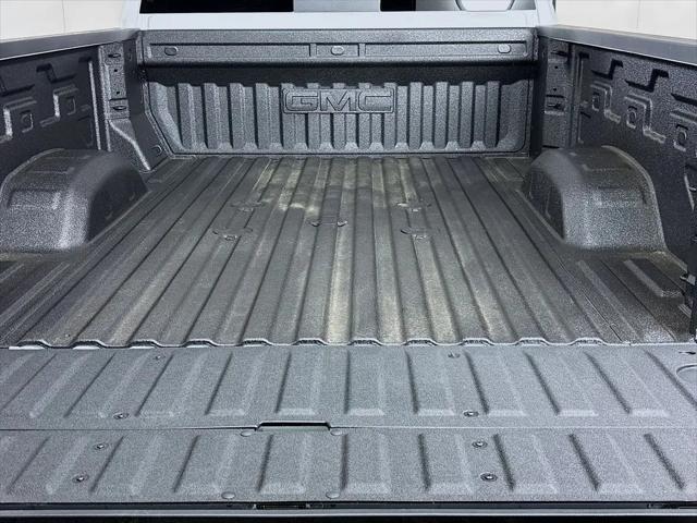 2026 GMC Sierra 2500HD Crew Cab, Standard Bed, AT4X, 4WD