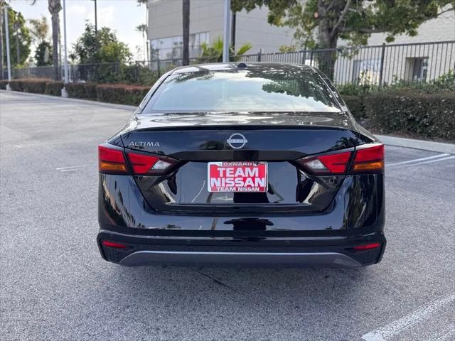 2026 Nissan Altima SV FWD