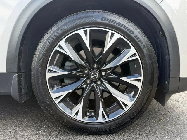 2024 Mazda X-90 Premium