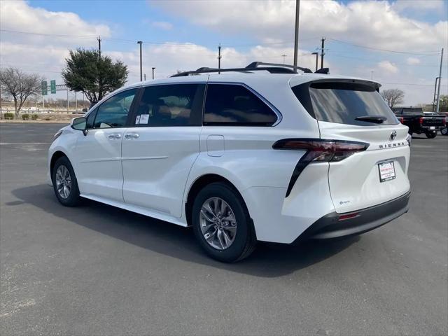2026 Toyota Sienna XLE