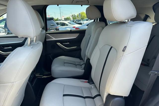 2024 Mazda X-90 Premium