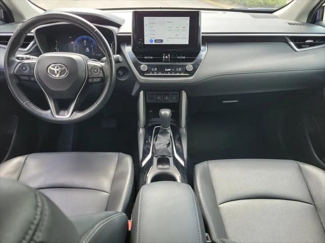 2024 Toyota Corolla Cross XLE
