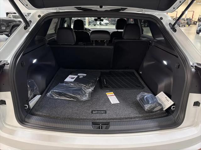 2026 Volkswagen Atlas Cross Sport SE