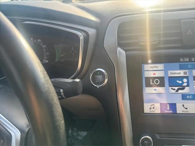 2017 Ford Fusion SE