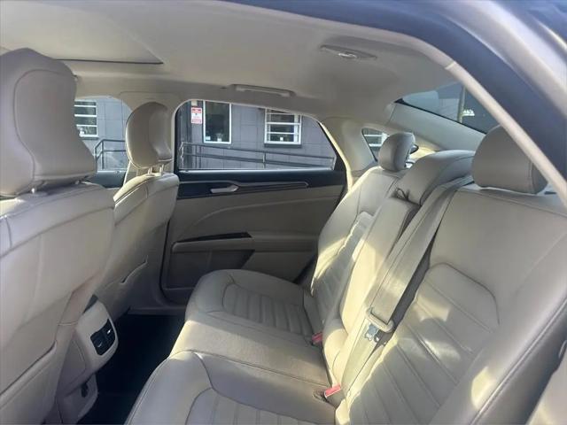 2017 Ford Fusion SE